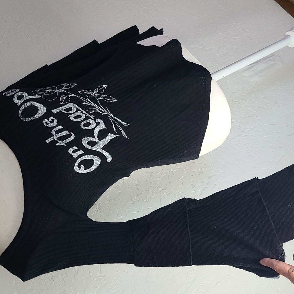 NWT Chaser bell sleeves shirt on the open road XS - Picture 3 of 9